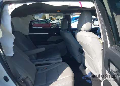 2016 Toyota Highlander Xle V6 from USA, damaged, VIN 5TDKKRFH8GS505912